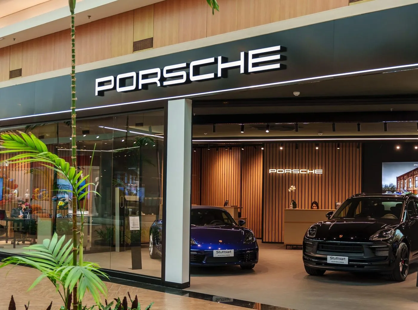 Loja Porsche NOW no Shopping Catuaí Maringá